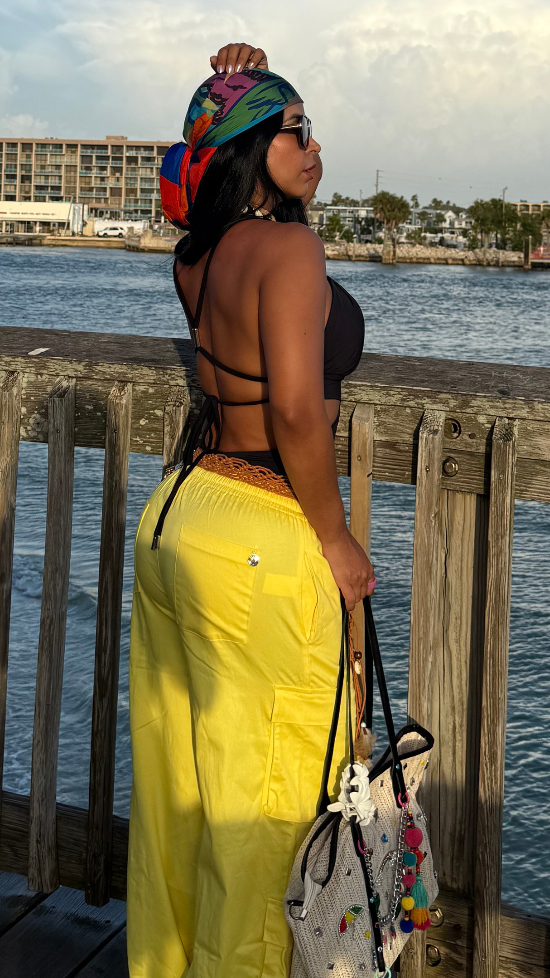 NECKLINES BODY