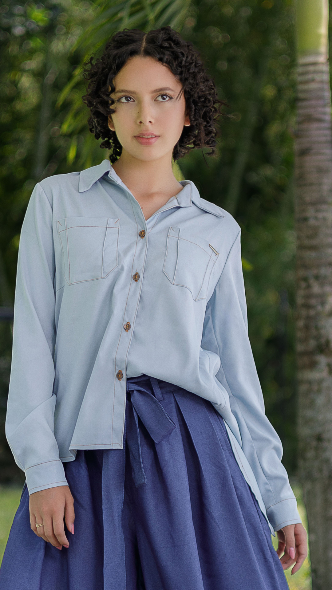 COQUETTE BACK SHIRT